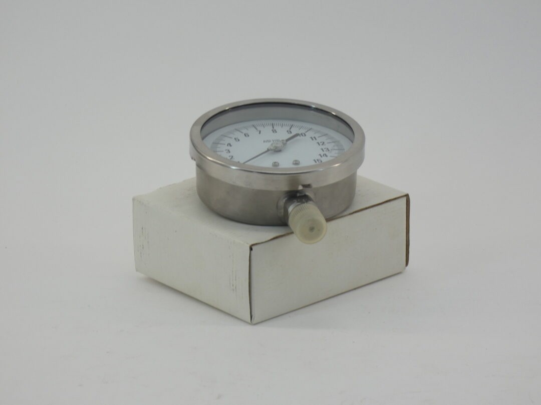 WAL Pressure Gauge 0-15 PSI 5" 1/2NPT Bottom Connection - NEW Surplus!