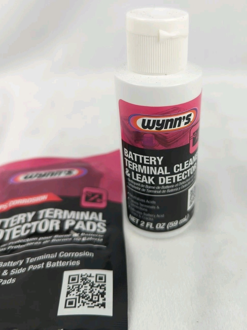 Wynn's Battery Maintenance Kit - Protector Pads & Leak Detector