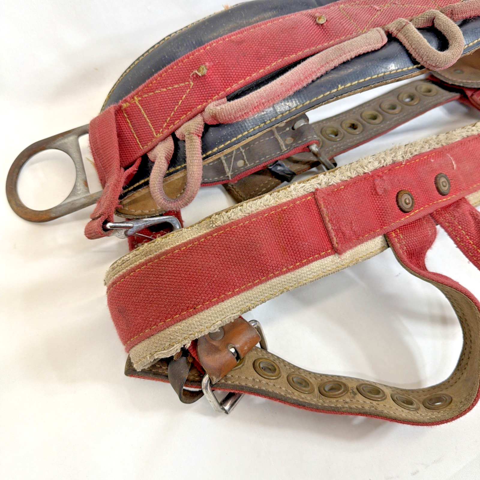 Weaver Leather Tree Climbing Harness Saddle Model 1040 Size Medium Arborist