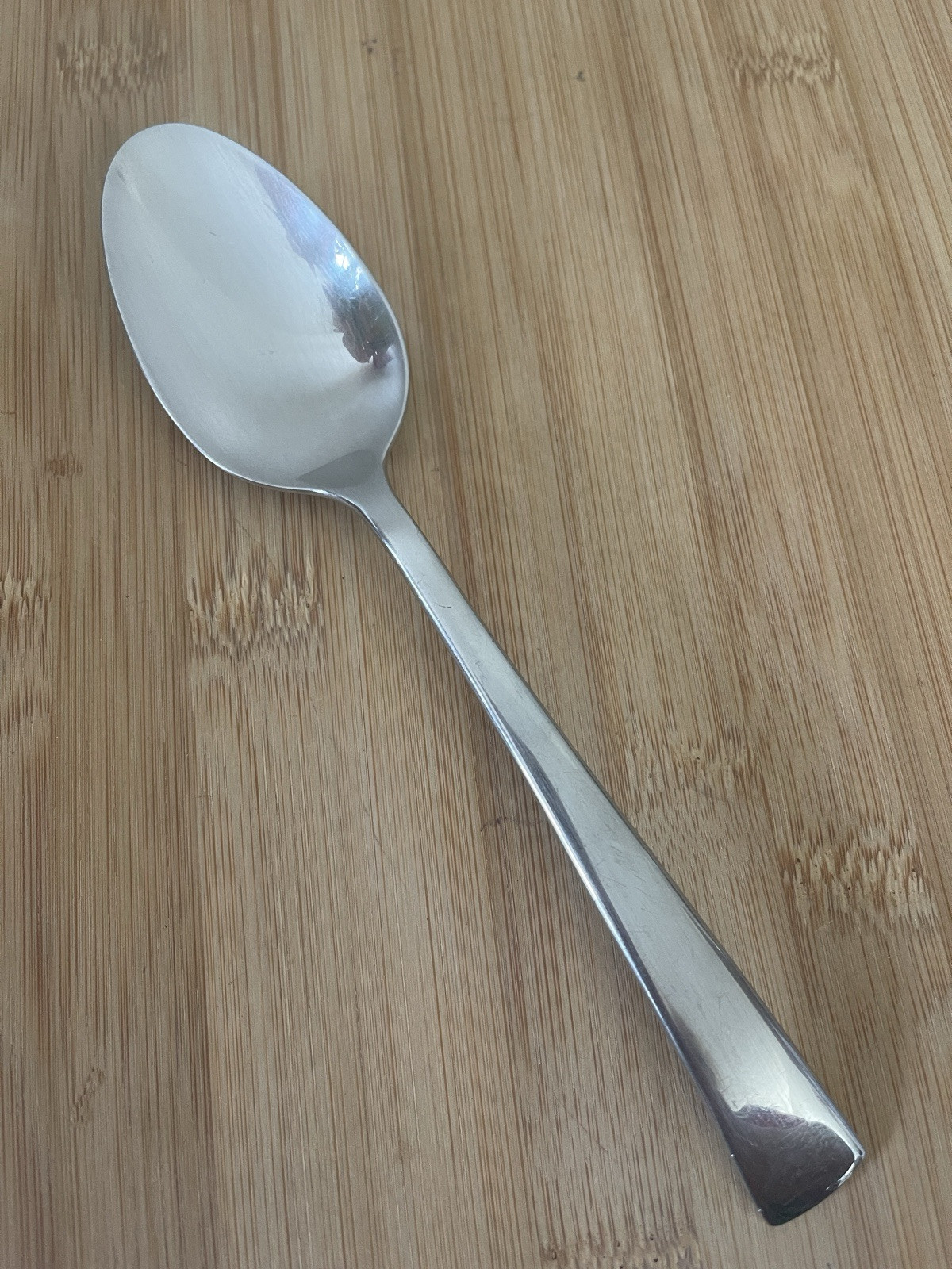 Henckels BELLASERA 18/10 Stainless Glossy Curves Down PLACE SOUP SPOON 7.25"