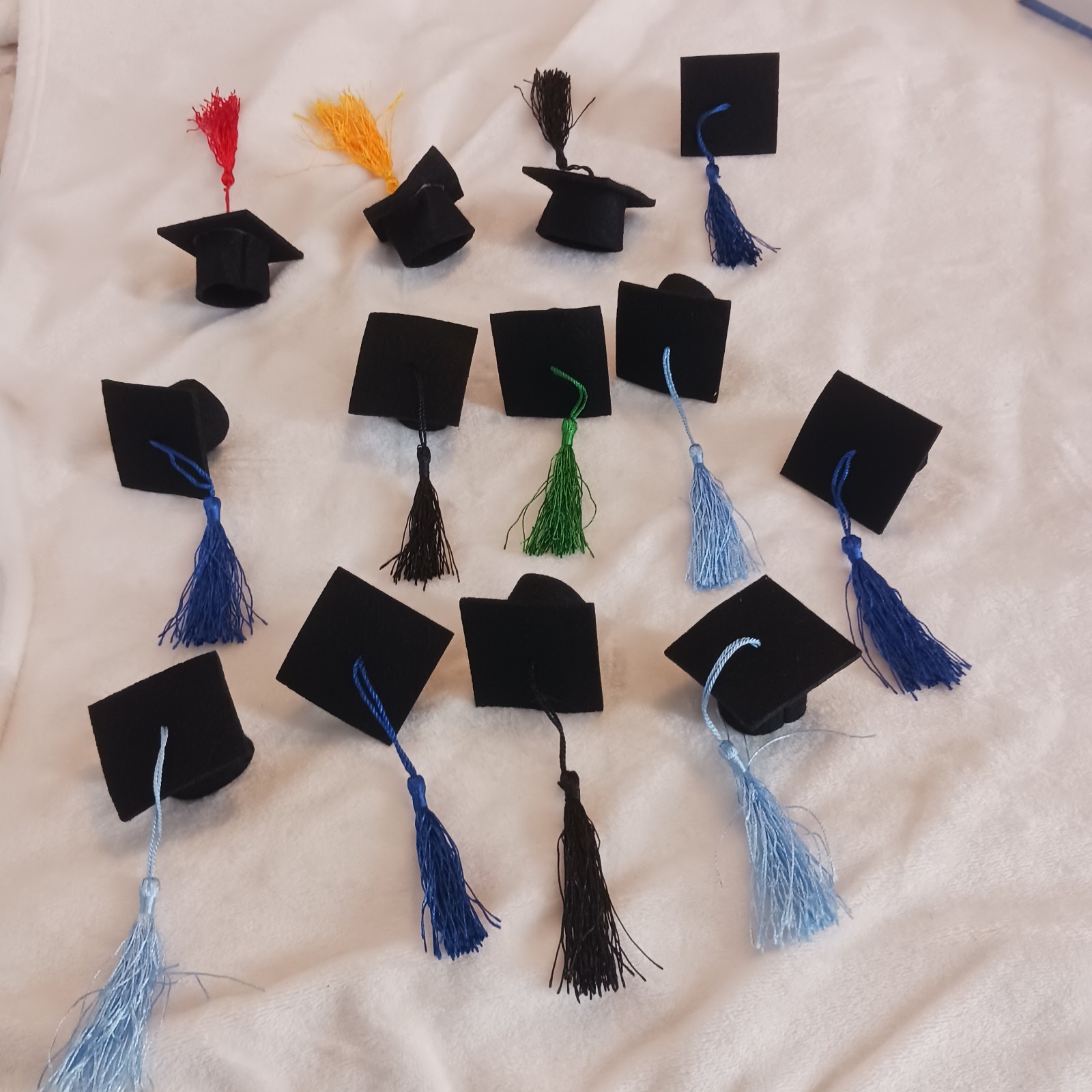 13 Pcs Mini Graduation Cap for Crafts Black Felt Graduation Hat Bottle Toppers
