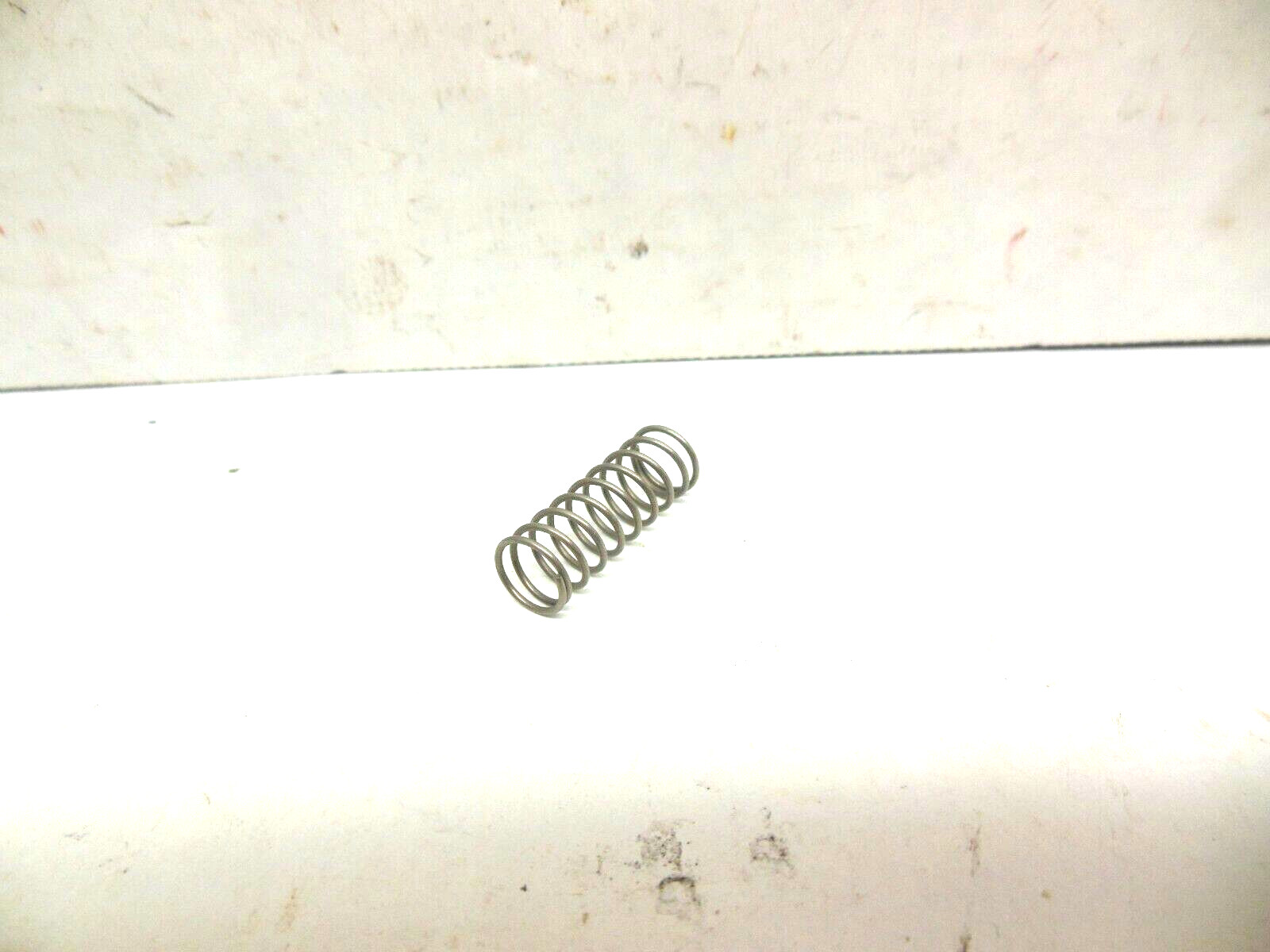 NOS SPRING FOR JOHN DEERE HORN KNOB L75544
