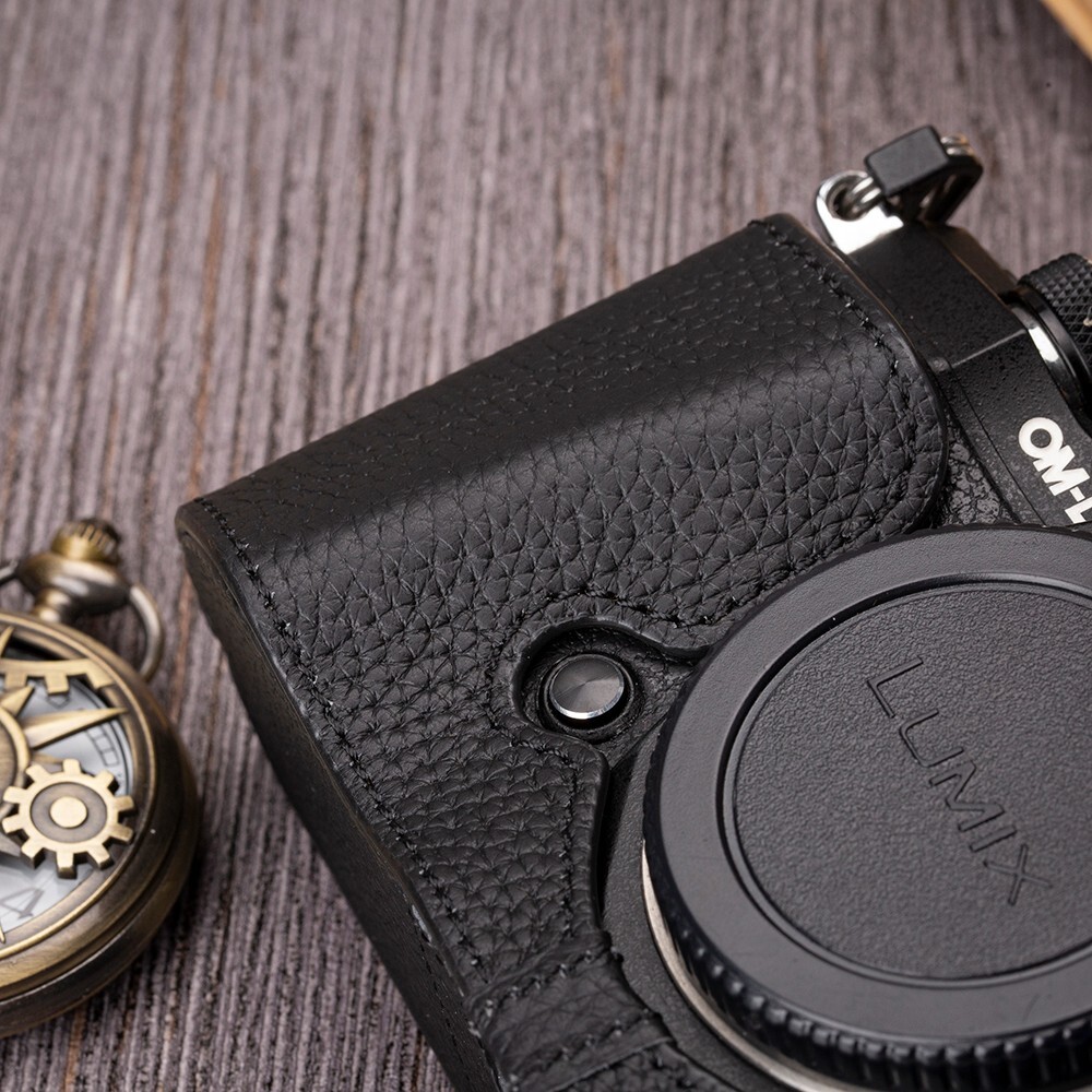 Cowhide Real Leather Half Camera Case Bag for Olympus OM-D E-M5 Mark II Black