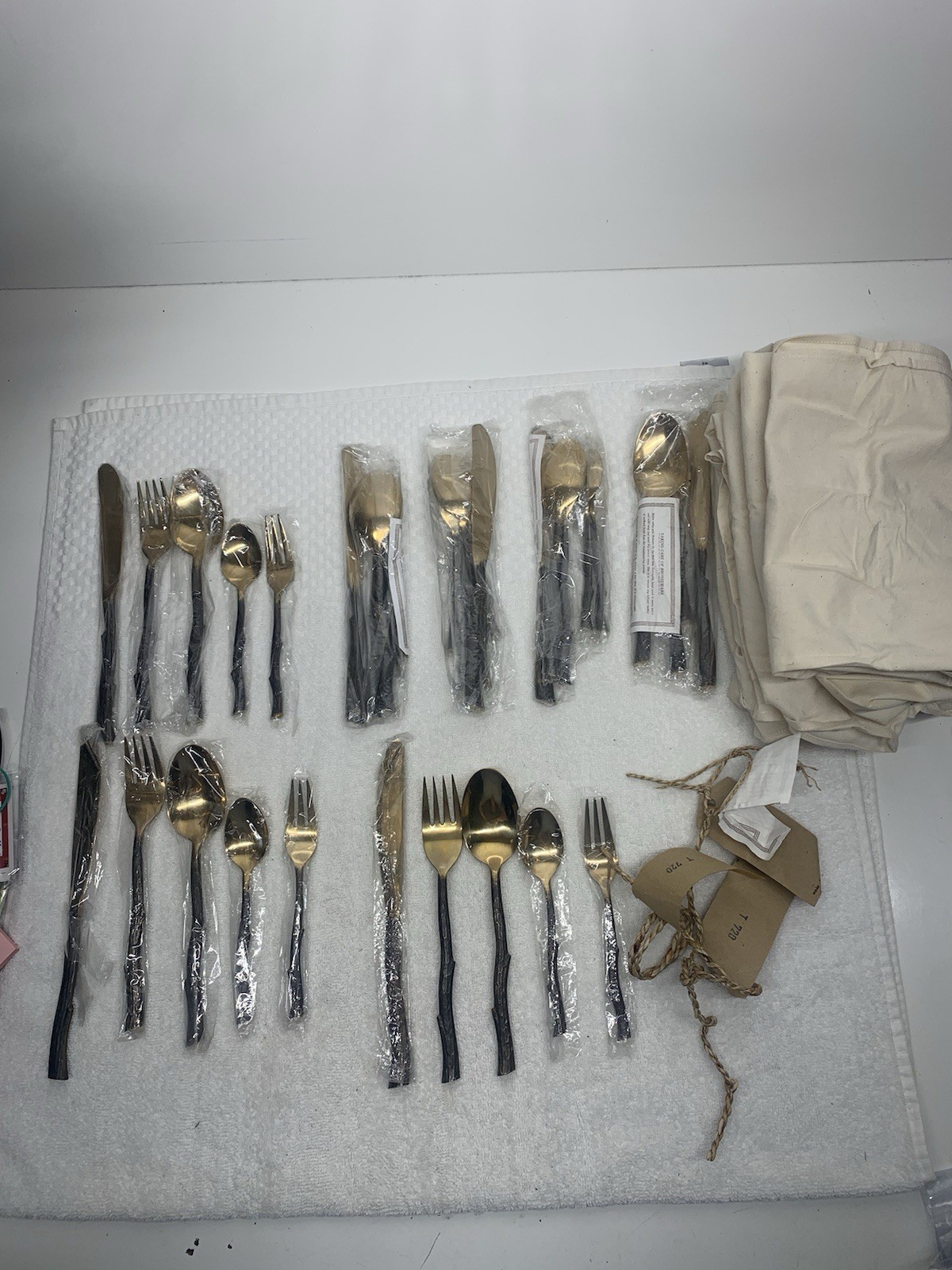 Vance Kitira Adirondack Twig Flatware 35 PCs Service for 7 Bronzeware Nice
