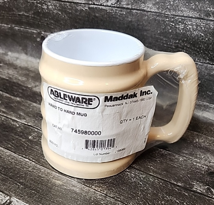 maddak ableware hand to hand mug Brand New