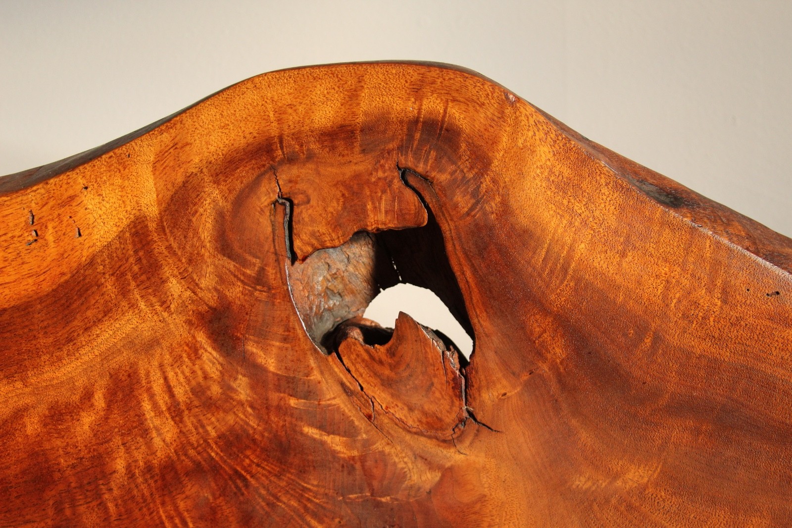 Studio Live-Edge Walnut Bench by Gino Russo, 1970s