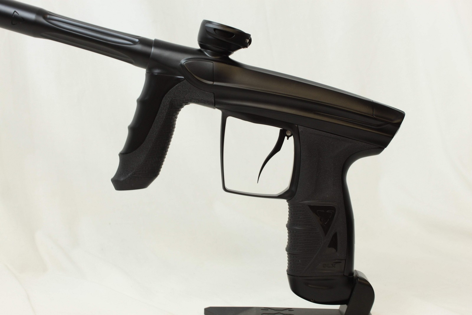 DLX Luxe Aire - Dust Black