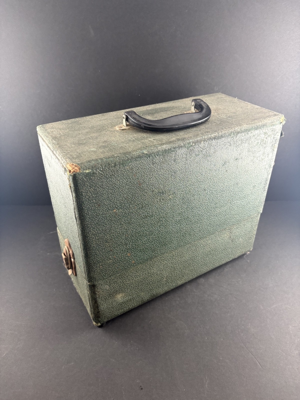 Vintage Argus 300 Projector - Motor/Fan Working needs Bulb - With Case