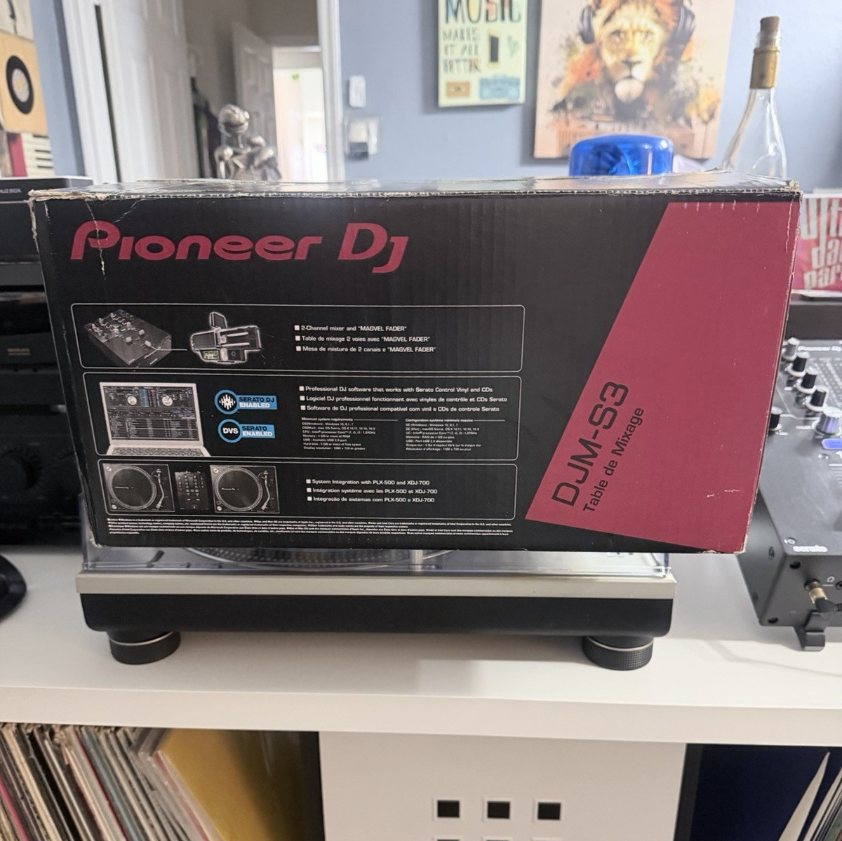 Pioneer DJ DJM-S3 2-Channel Mixer, Magvel Fader, Serato, Sound Color FX, USB