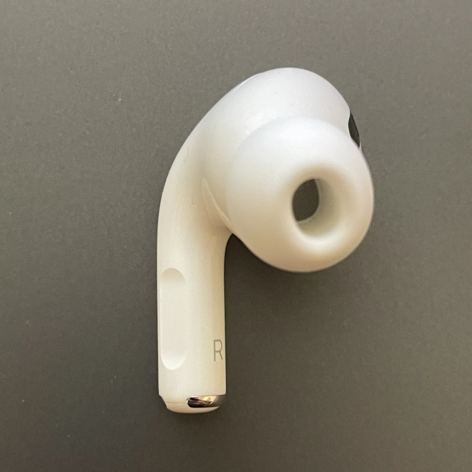 Apple AirPods Pro Replacement Earbud (Right Ear Only) A2083 - 1st Generation