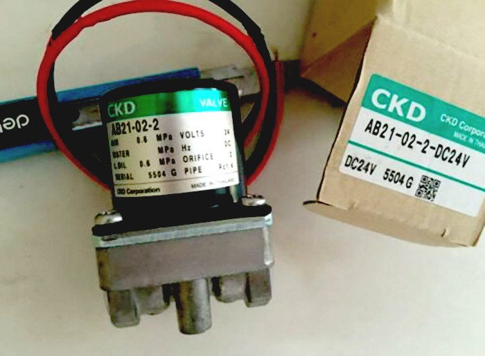 CKD AB21-02-2-DC24V Solenoid Valve New
