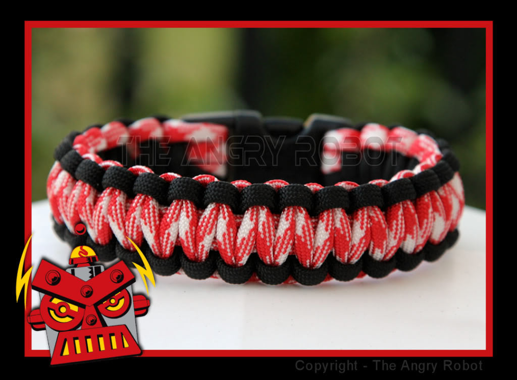 Paracord Survival Bracelet Cobra - Black & Red Combo
