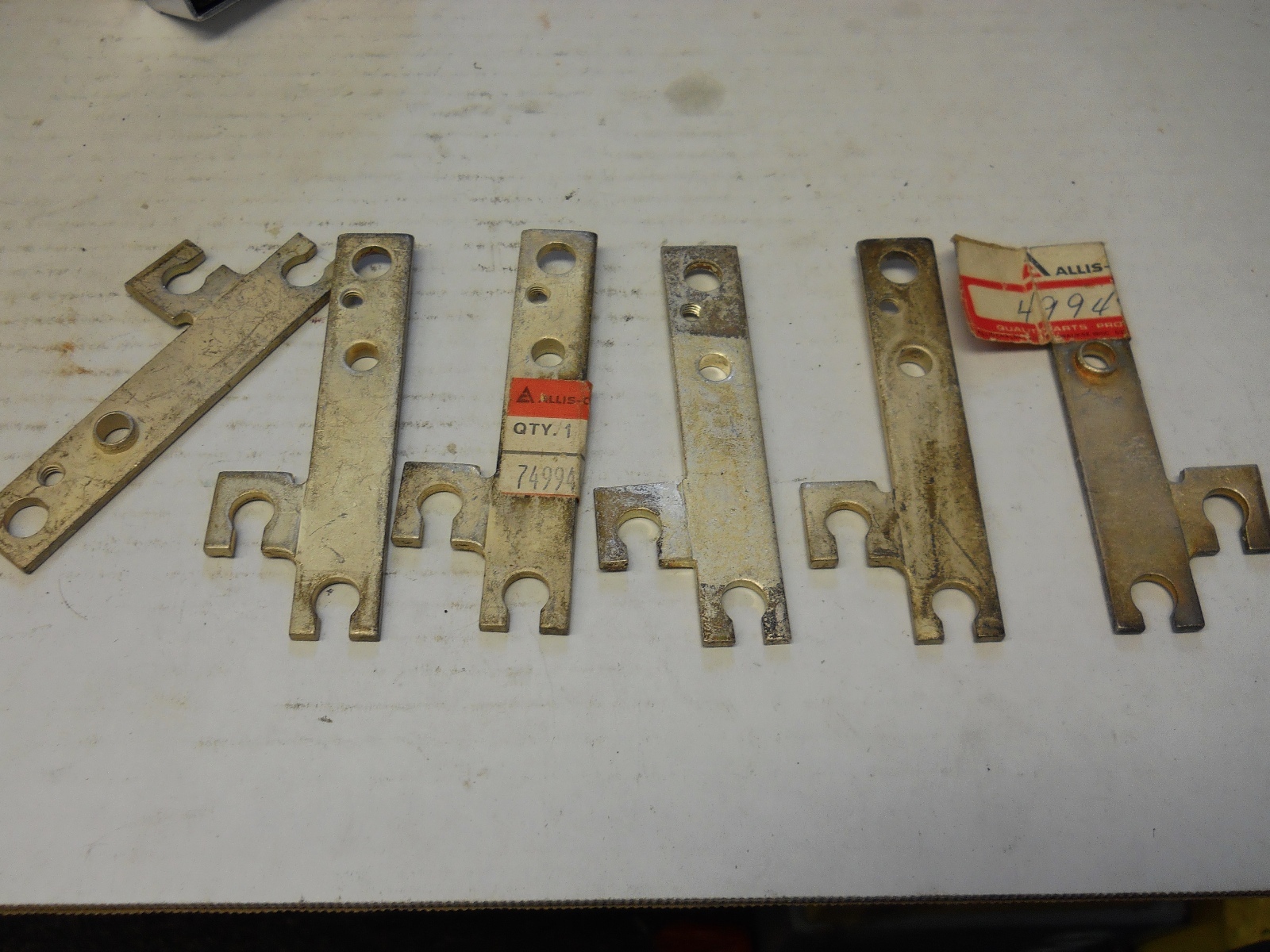 ALLIS CHALLMERS 4994400 CONTACT CARRIER ARMS (SET OF 6) NEW CONDITION NO BOX