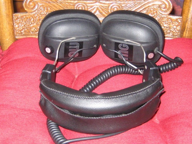 VINTAGE ~ MG~ HEADPHONES ~Tested and Work.