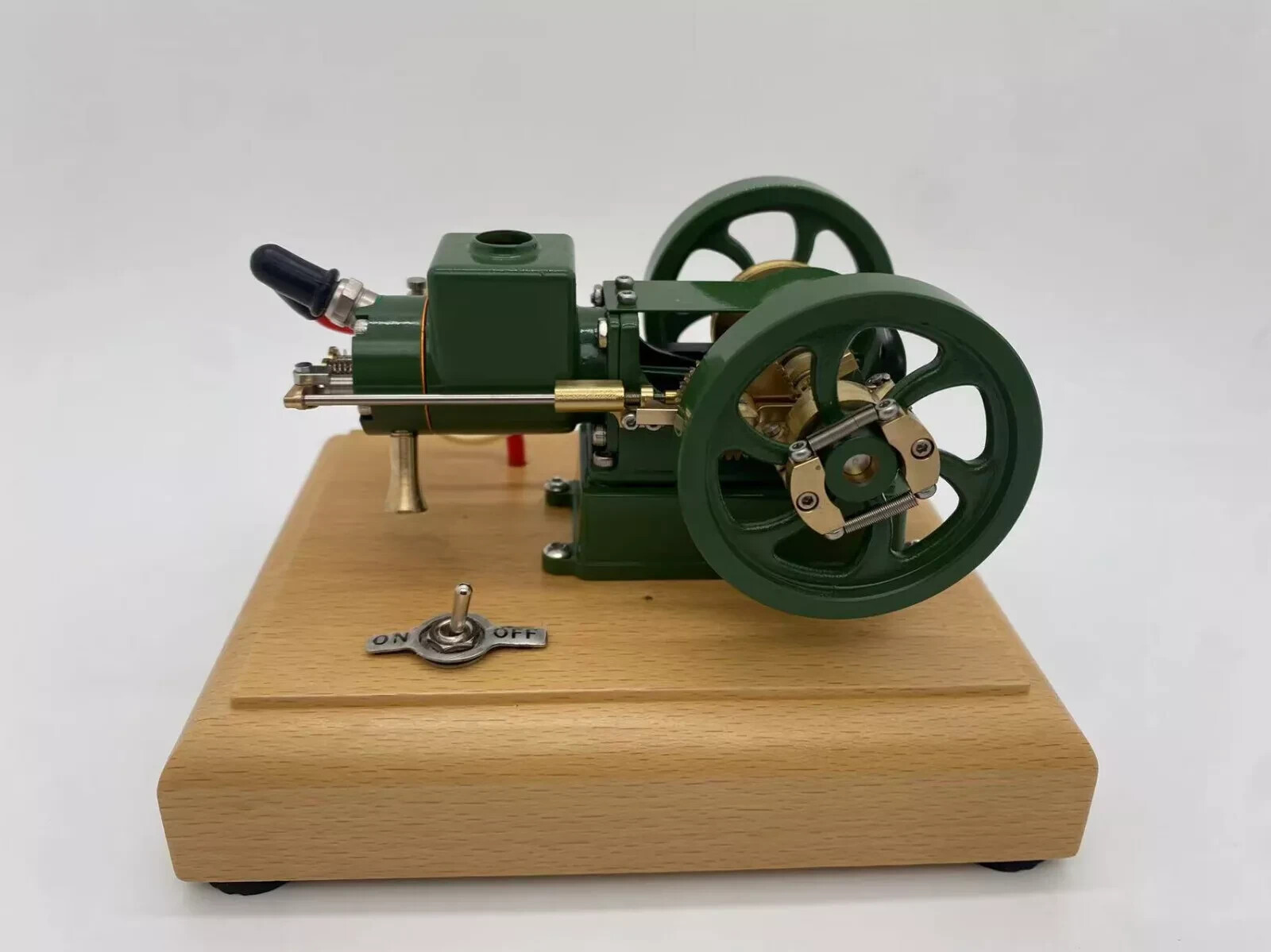 Hit and Miss Complete Engine Model M17 model