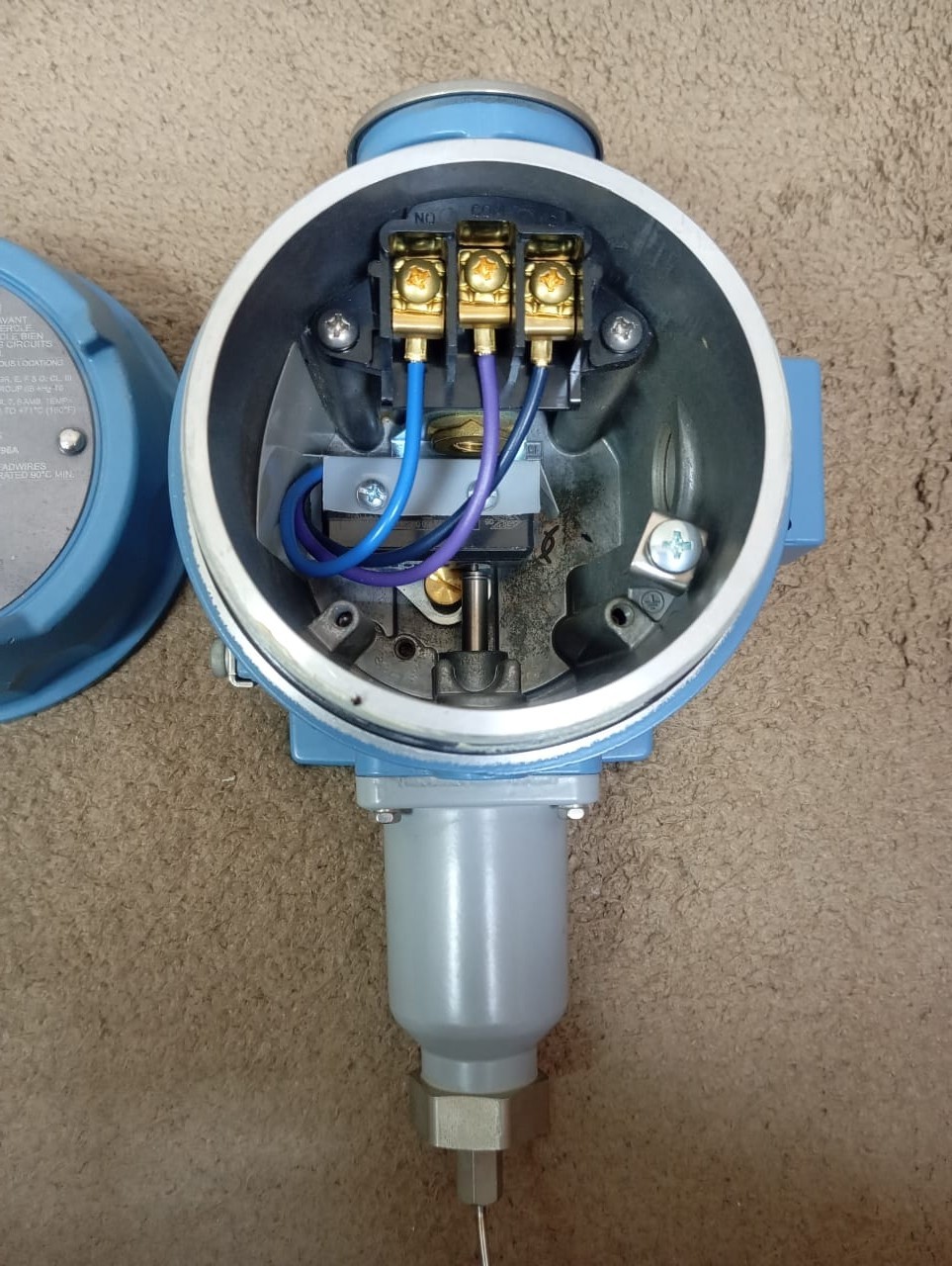 Thermon / Adjustable Control Thermostat / E7-25325