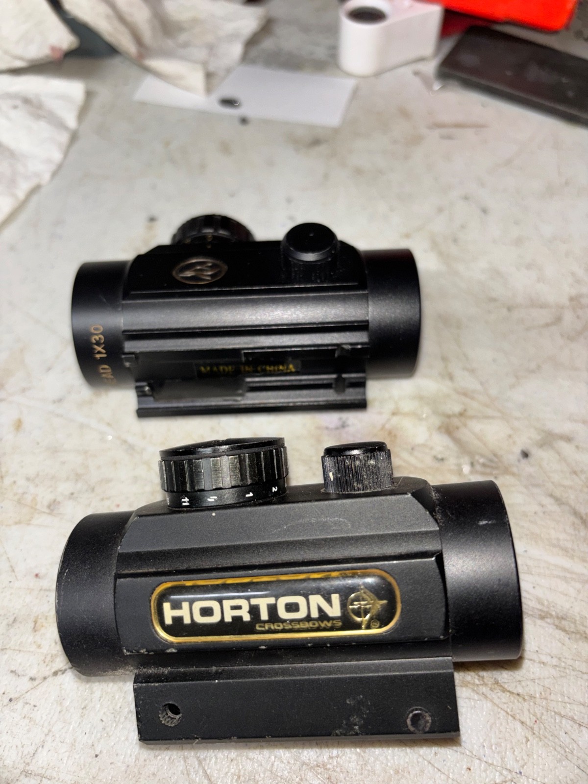 Horton Crossbow Red Dot Scope & Red Head red dot scope working
