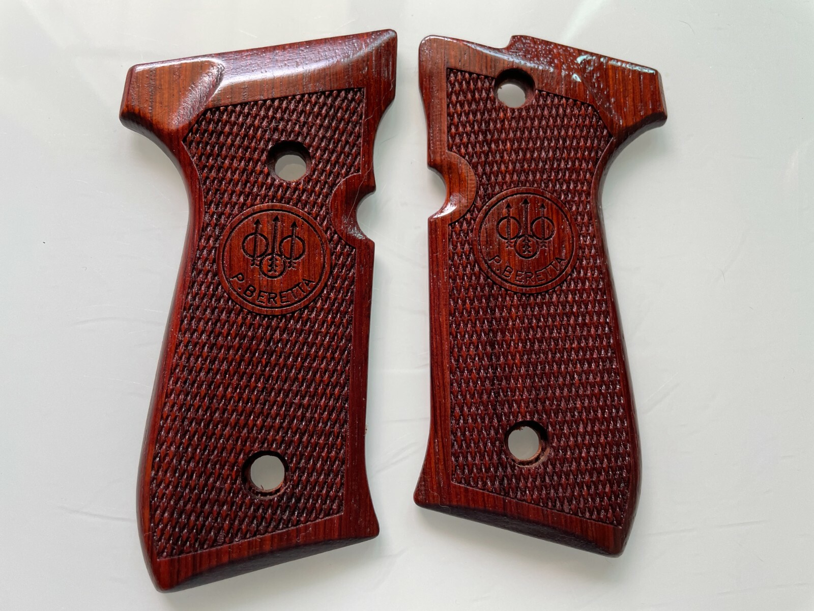 New Checkered wood Grips For Beretta Model 92, 96, M9 Full Size handmade#No3
