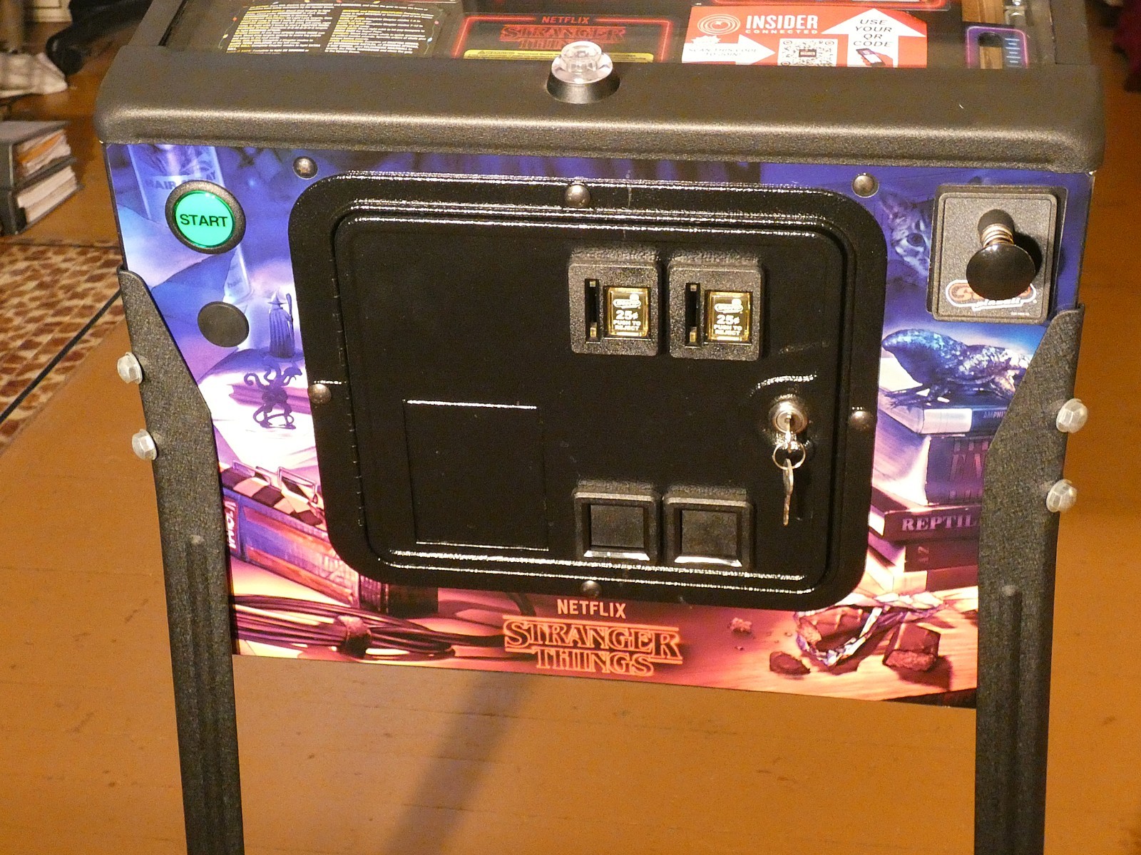 Stern Stranger Things Premium Pinball Machine