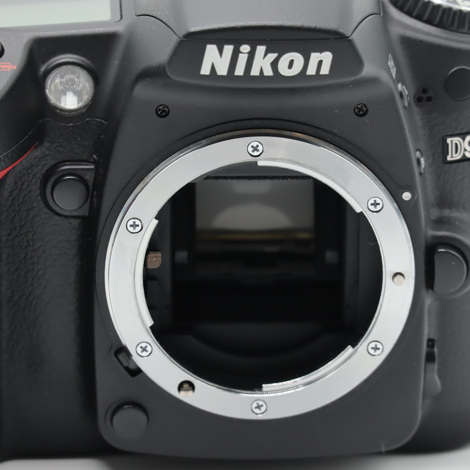 Nikon D90 Digital SLR Camera DSLR Camera Body (Shutter Count:3200)
