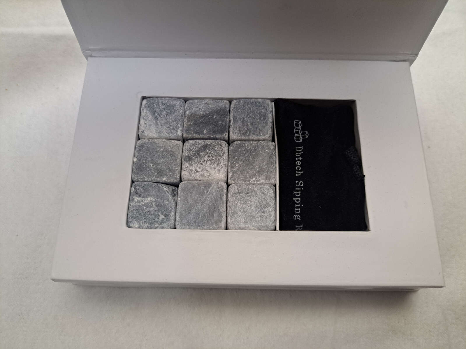 dbtech - Chilling Rocks With Pouch #DB-8745 (Opened Box)