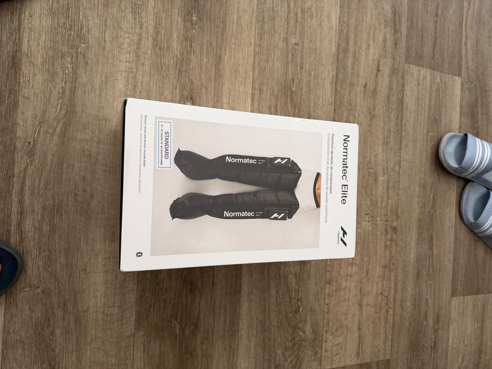 NormaTec Elite Bluetooth Dynamic Air Compression Leg Sleeves Standard Black