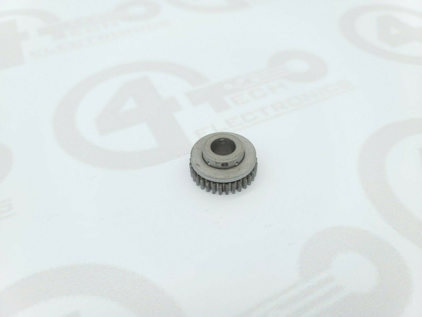 Universal Instruments Wheel Drive Gear 30363800
