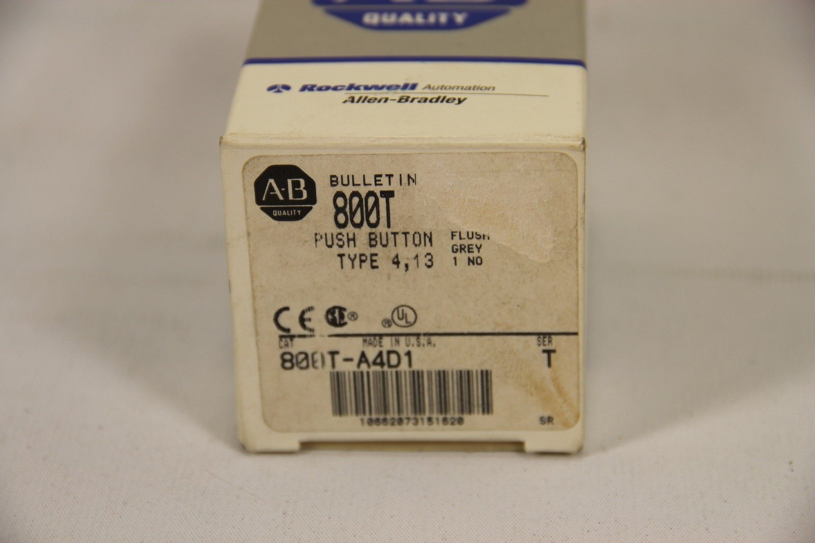 Allen Bradley 800T-A4D1 Switch Pushbutton Selector 4, 13 Series T Flush Grey