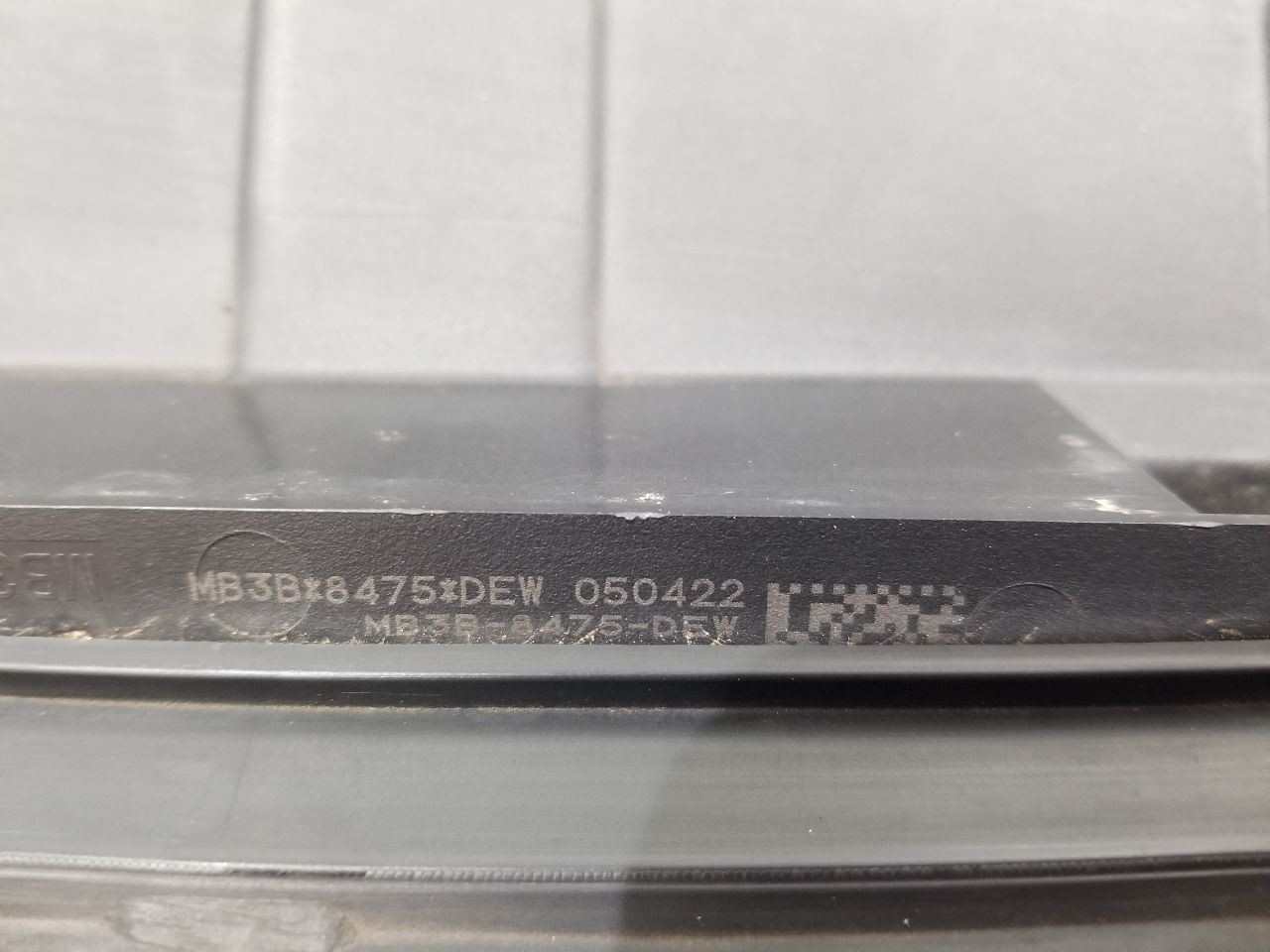 22 FORD BRONCO 2.3L LOWER AIR SHUTTER