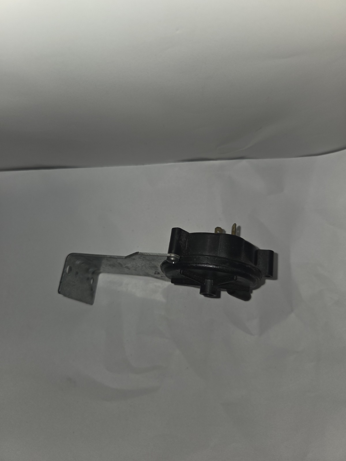 NEW GENUINE MPL 42-101956-04 PRESSURE SWITCH