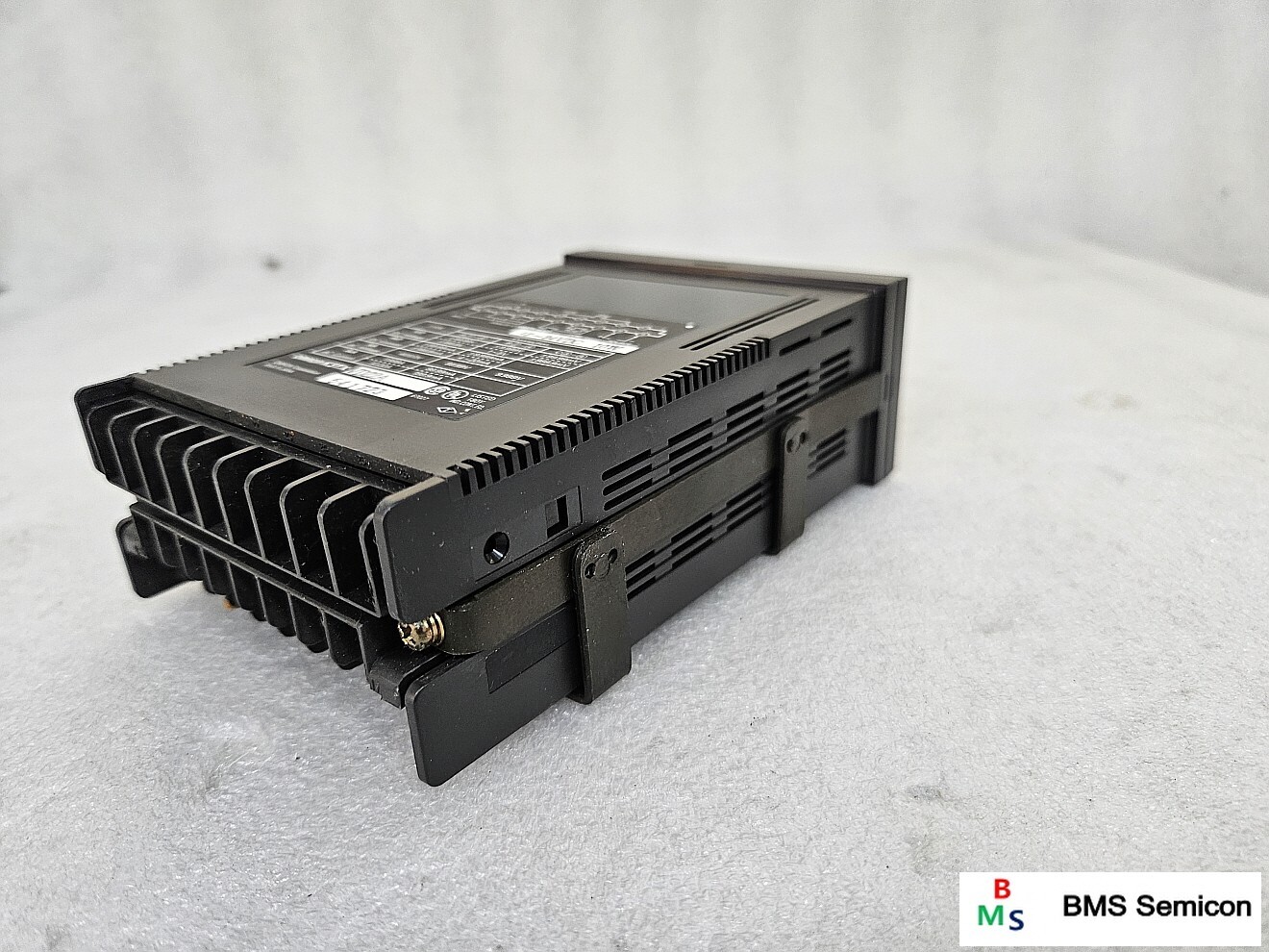 OMRON K3TX-VD22A Meter Panel Mount (24VDC)