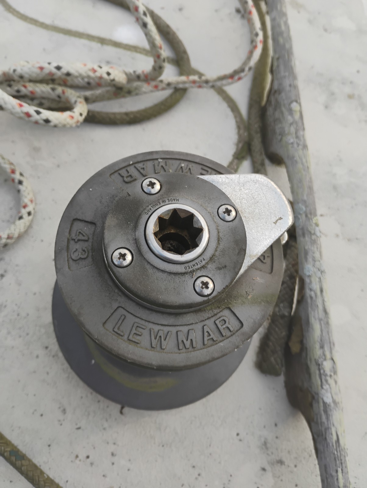 Lewmar ST43 Two Speed Self Tailing Winch Ocean Series