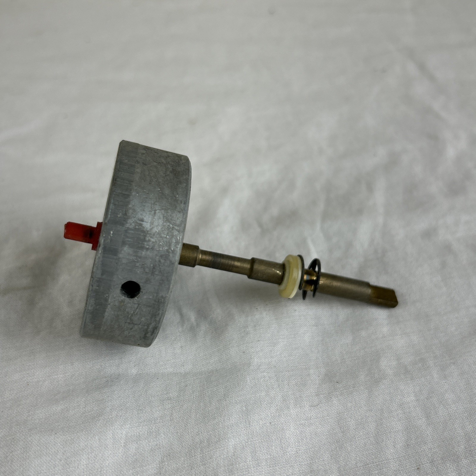 Fisher R-200 Tuner Wheel