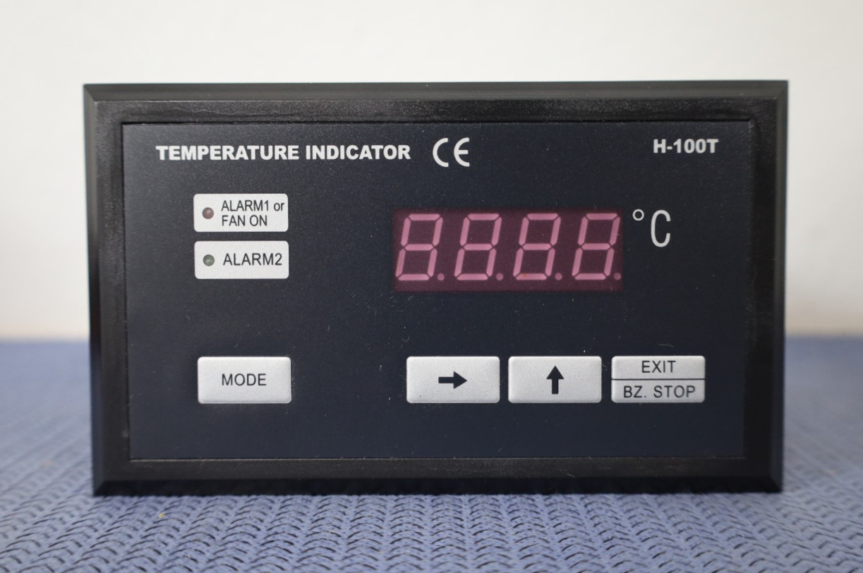 Myng Sung H-100T Temperature Indicator Panel Meter