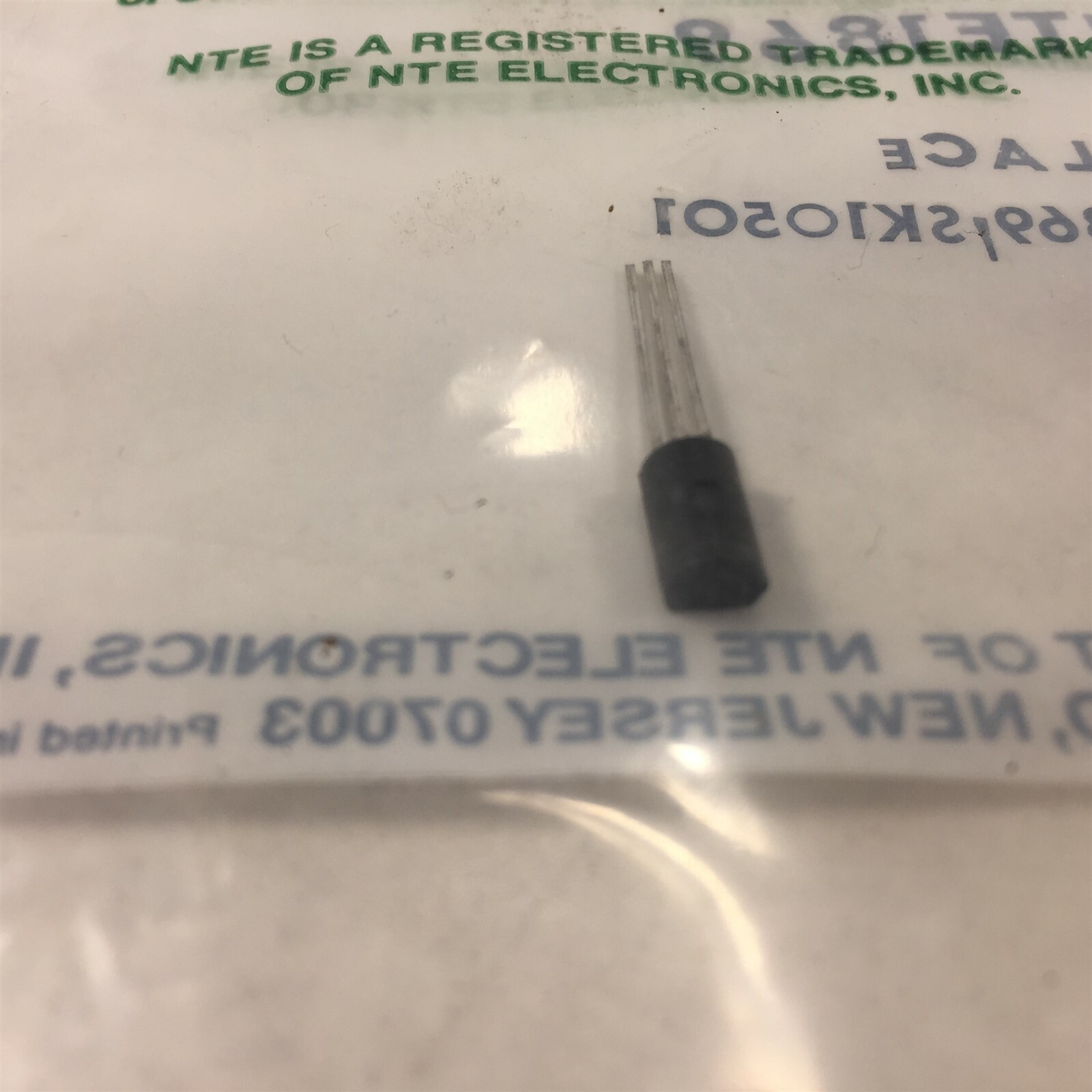 (2) NTE NTE1869 Integrated Circuit 3 Terminal Variable Voltage Regulator - 2/Lot