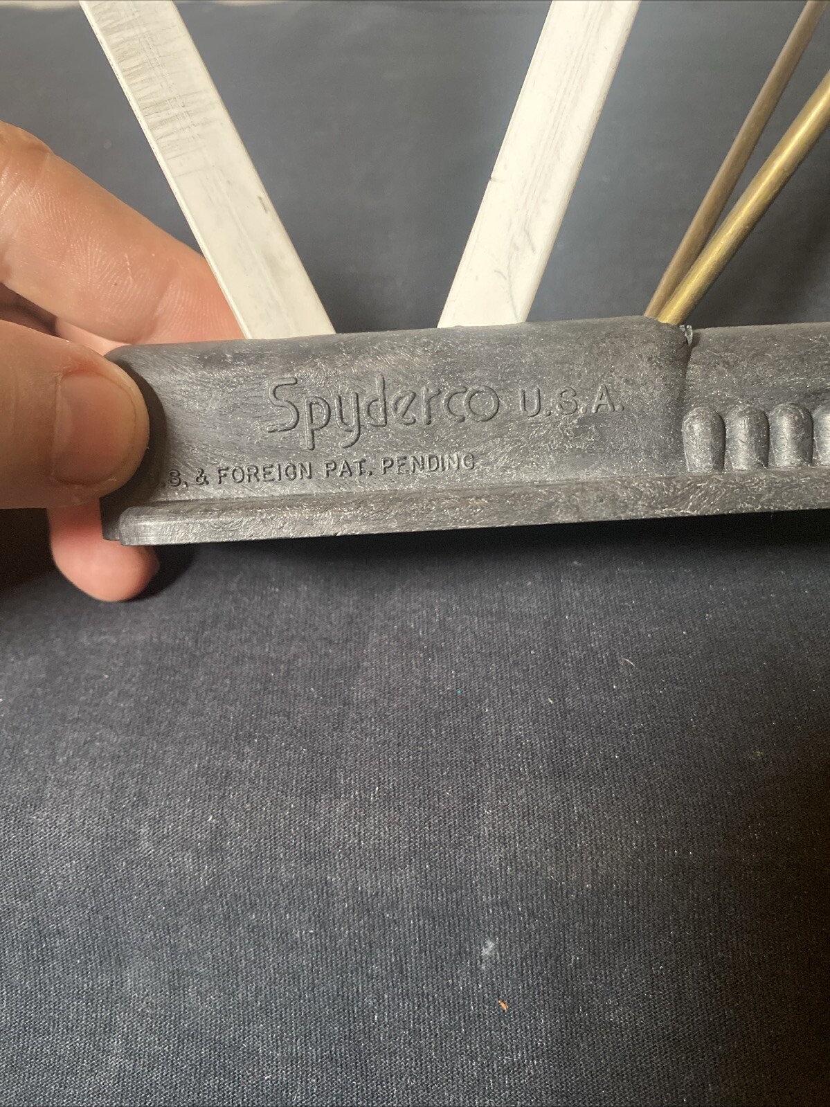 Vintage Spyderco Tri-Angle Ceramic Sharpening System Model #202 Patent Pending