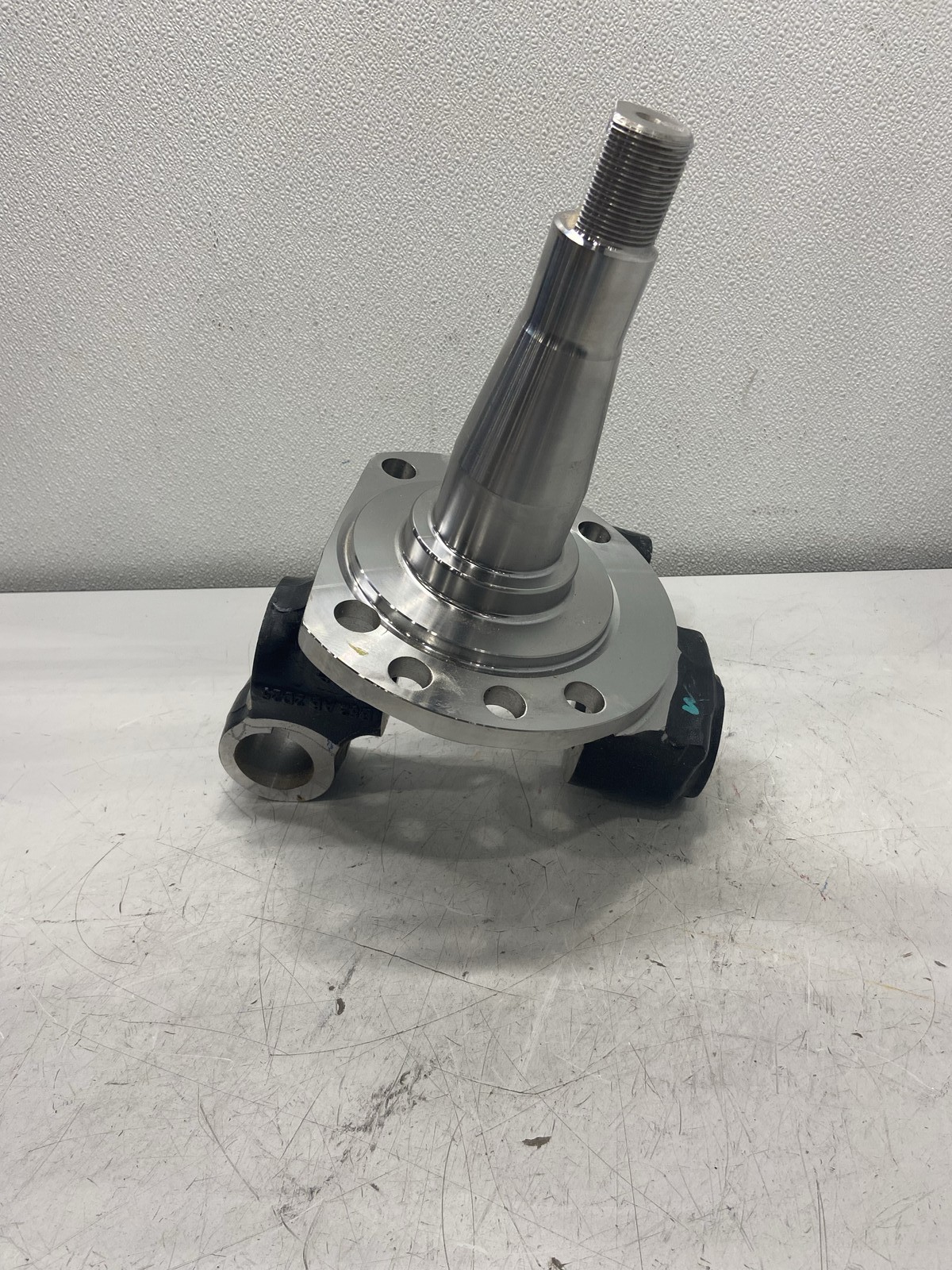 Meritor Steer Knuckle A3111Y4757