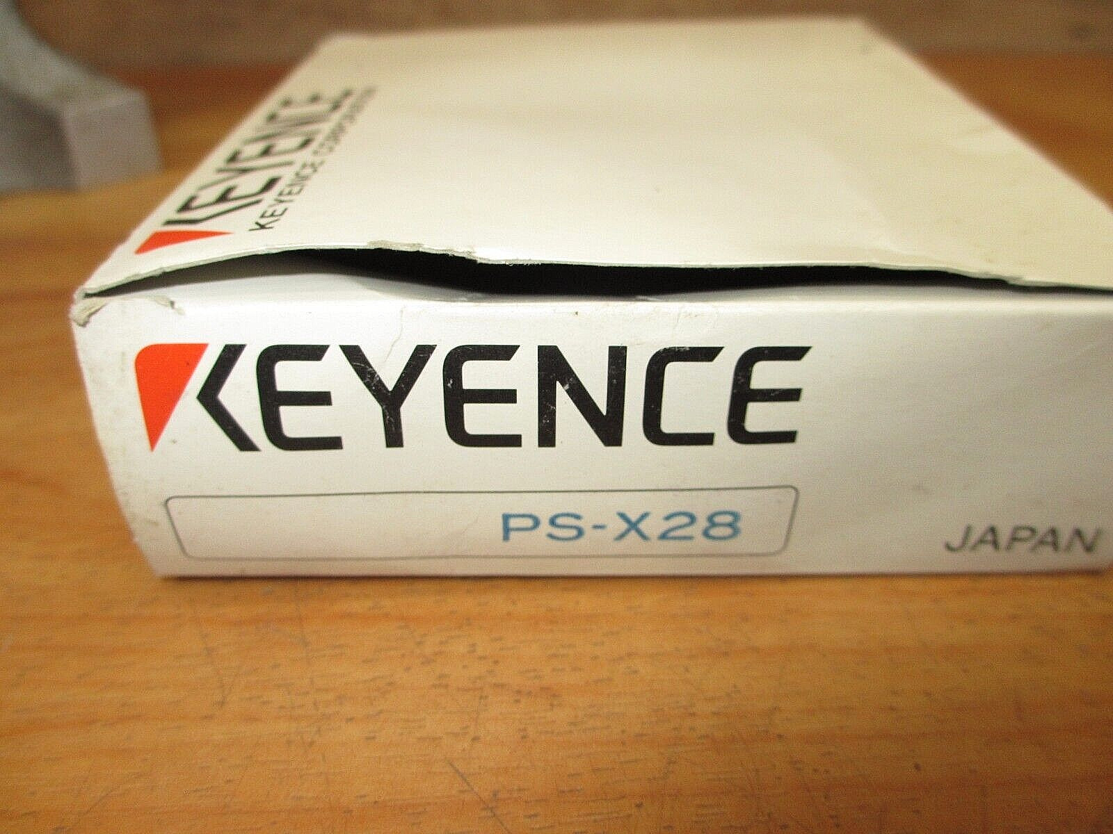 Keyence PS-X28 *NEW* Photoelectric Sensor Amplifier **USA SHIP**