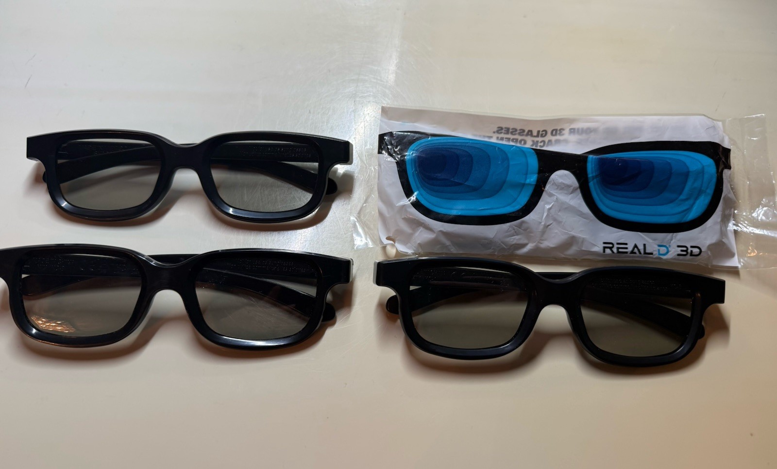 Real D-3D Movie Theater 3D Plastic Glasses black Lot Of 4-one still in packaging