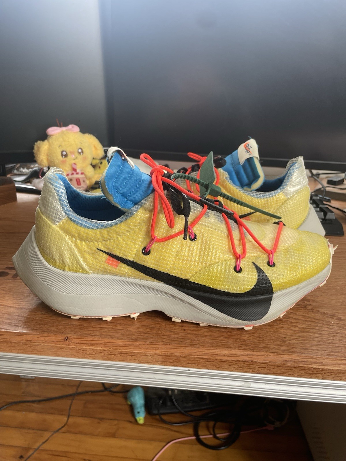 Nike Vapor Street Sneakers Off-White/Tour Yellow, Size W14/M12.5  CD8178-700