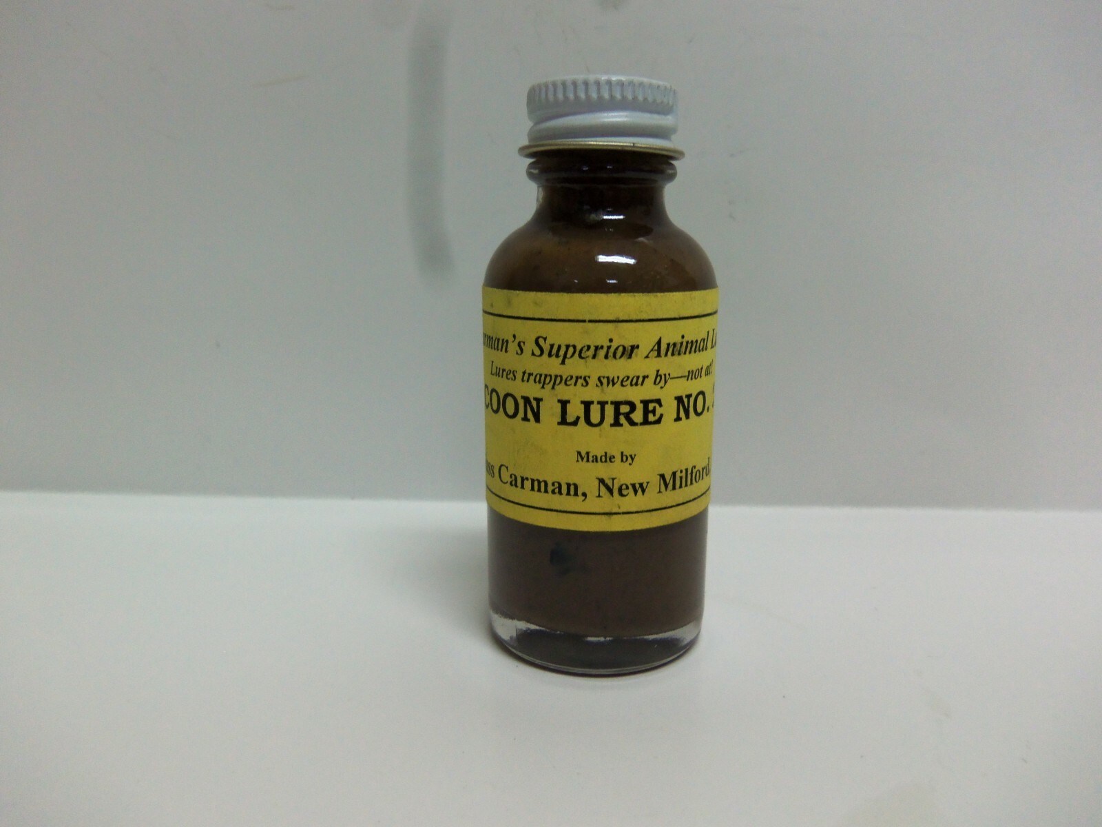 Carman's "Raccoon Lure #2" Lure 1 Oz Traps Trapping Bait Nuisance Control Fox