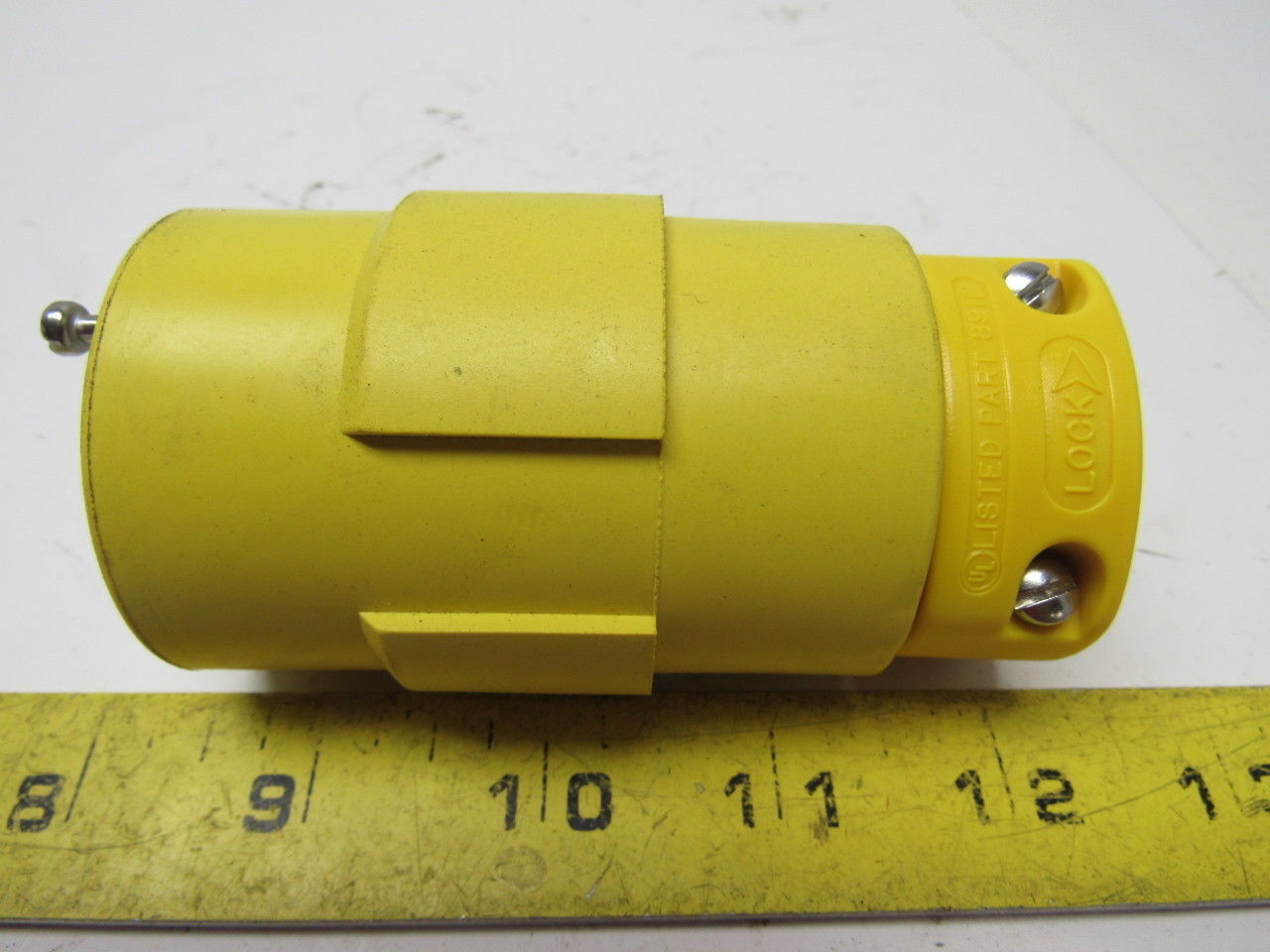 Daniel Woodhead 2708G Yellow 20A 250V Female Plug Connector
