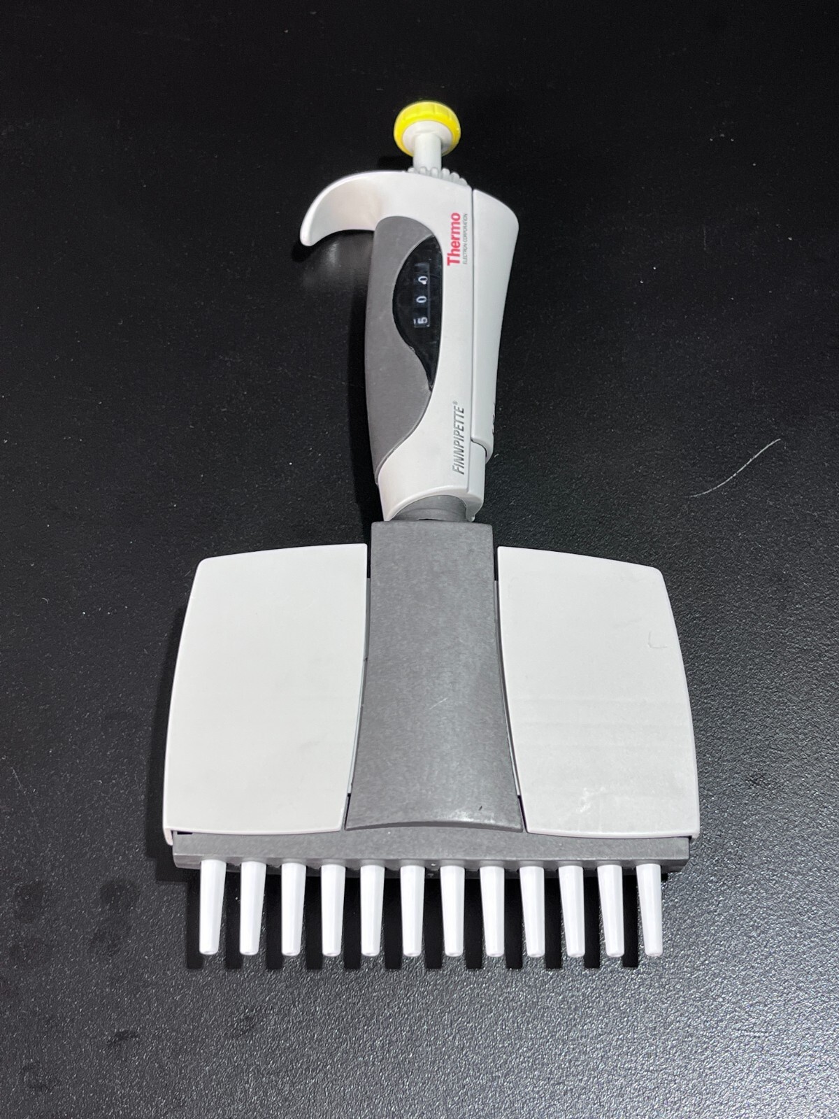 Finnpipette 12 Channel Pipette 50 ul Adjustable Volume