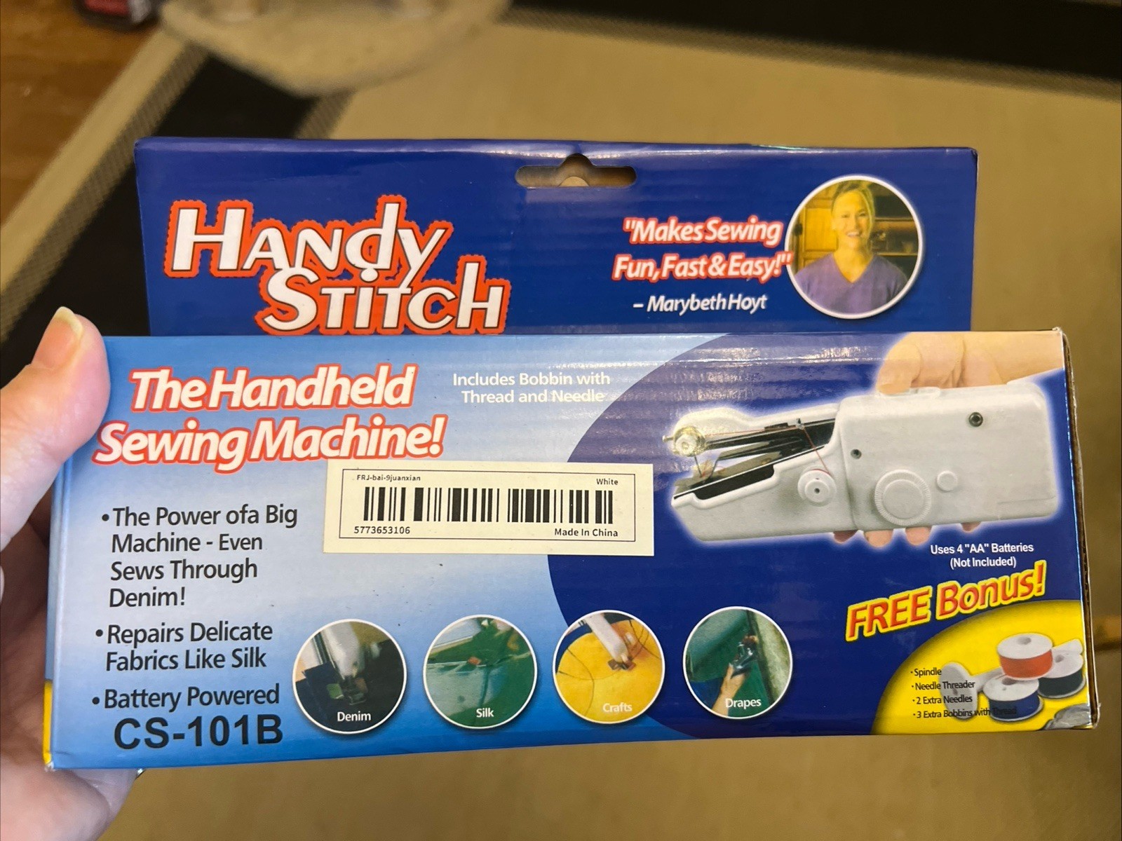 Handy Stitch CS-101B Handheld Battery Sewing Machine for Denim Silk Crafts
