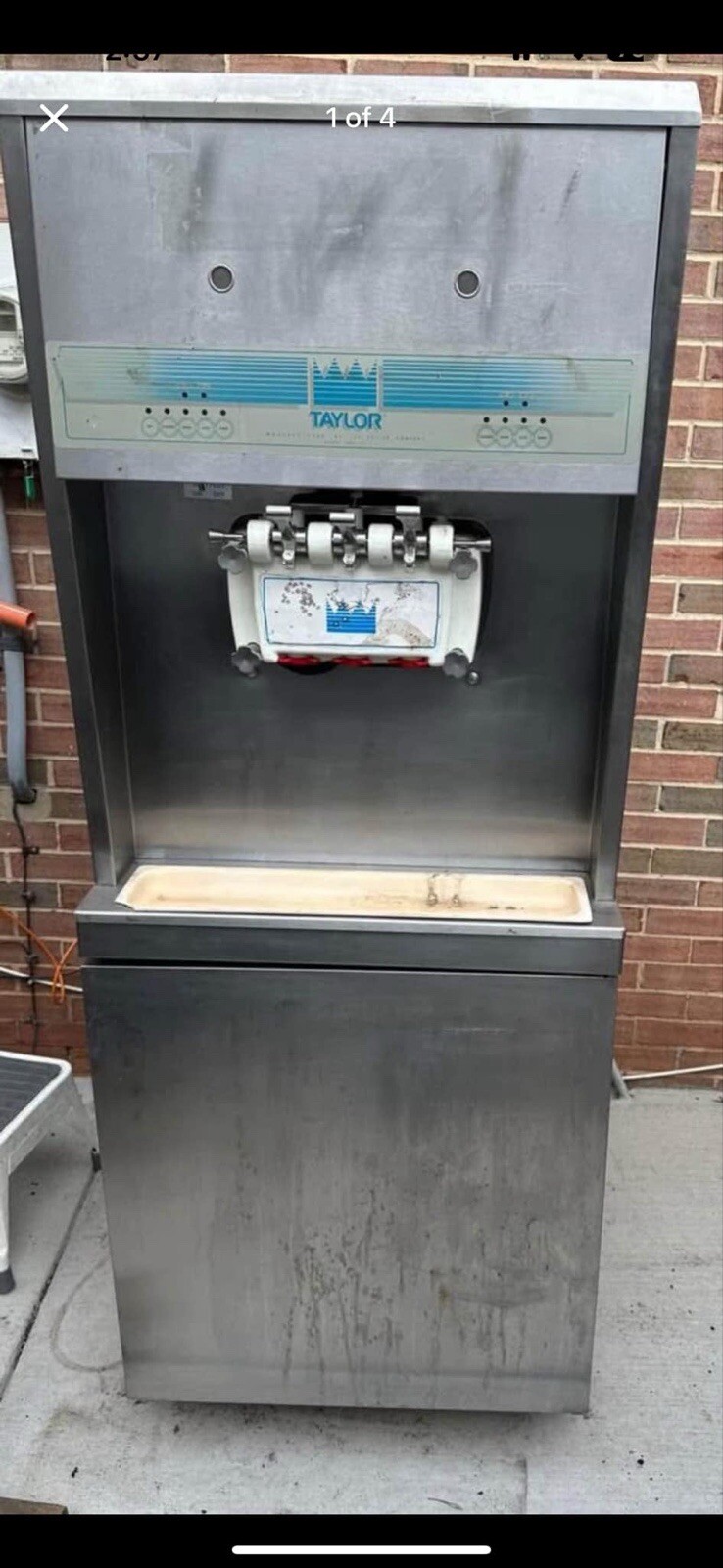 Taylor 8756 Soft Serve Frozen Yogurt Ice Cream Machine