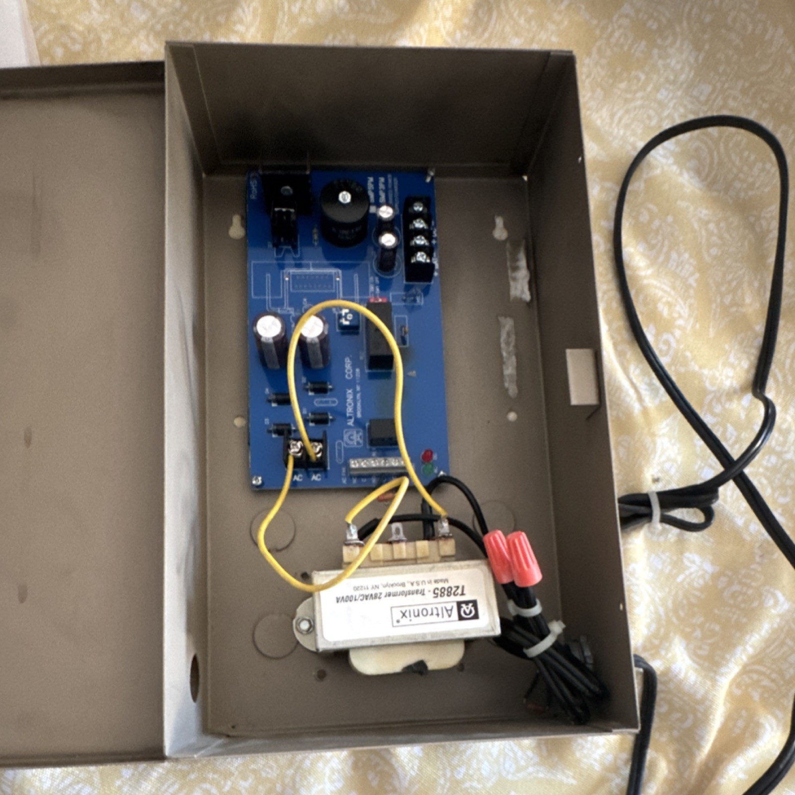 Altronix SMP3PM Supervised Power Supply Charger & T2885 Transformer