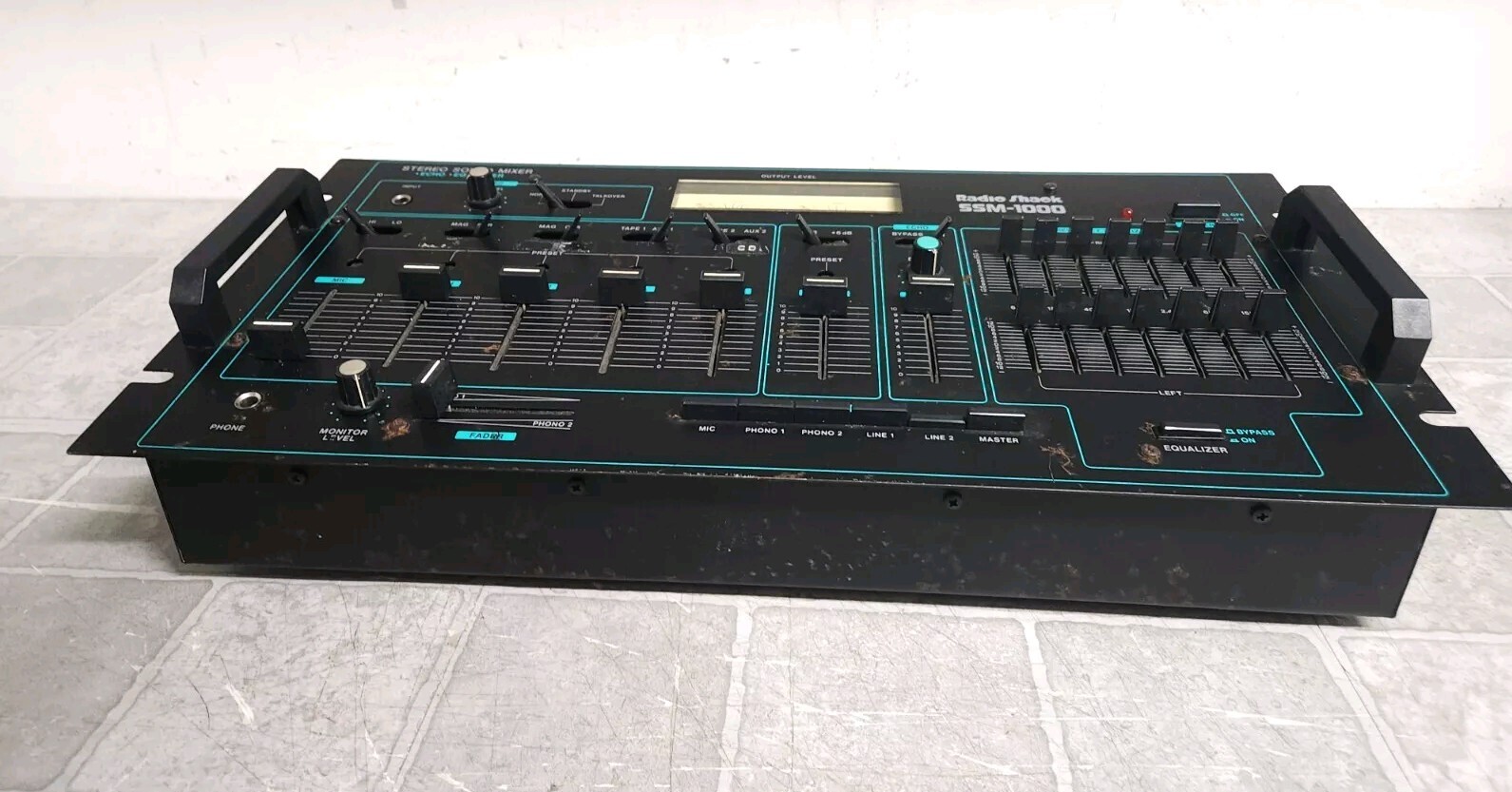 RADIOSHACK SSM-1000 Stereo Sound Mixer Echo Equalizer
