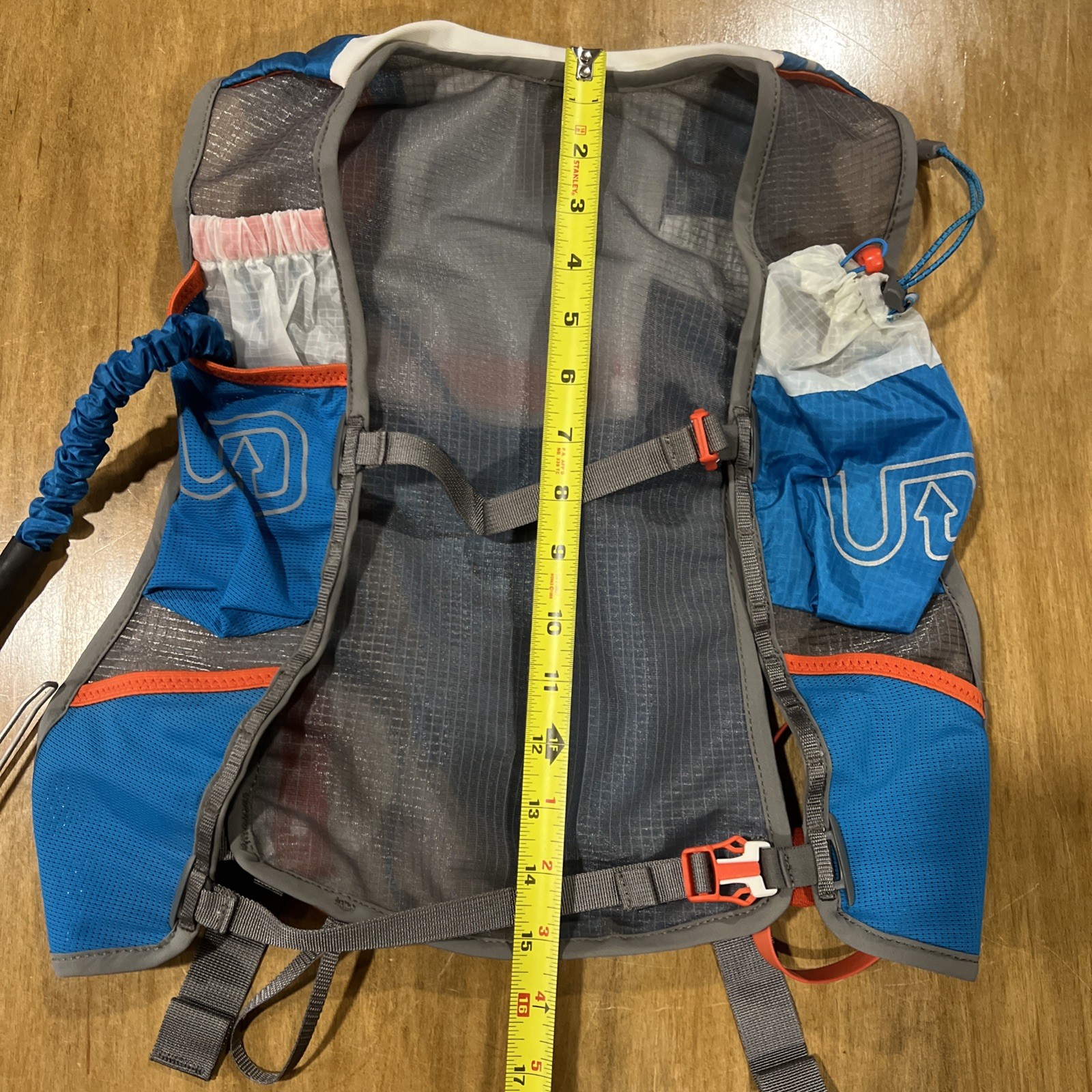 Ultimate Direction Hydration Vest Small Medium, Blue