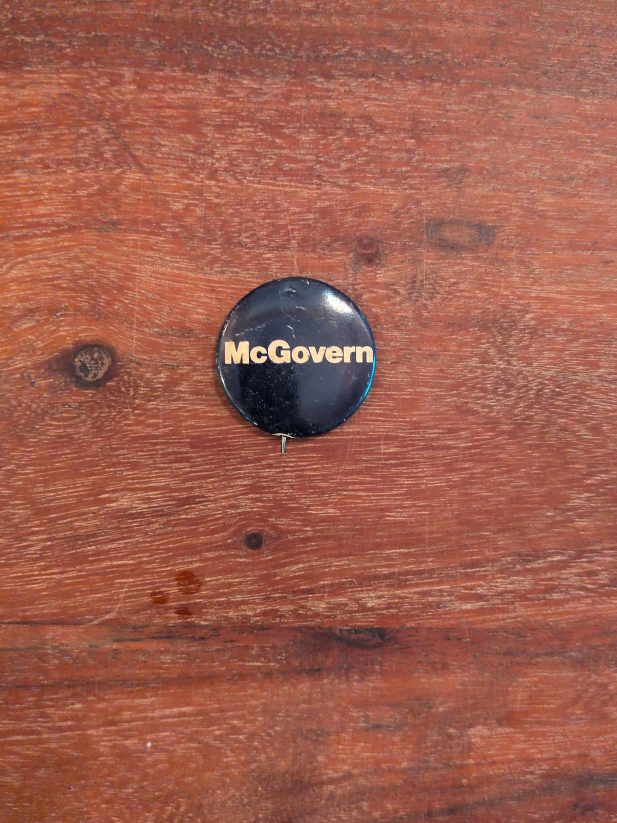Vintage 1972 George McGovern Presidential Campaign Button