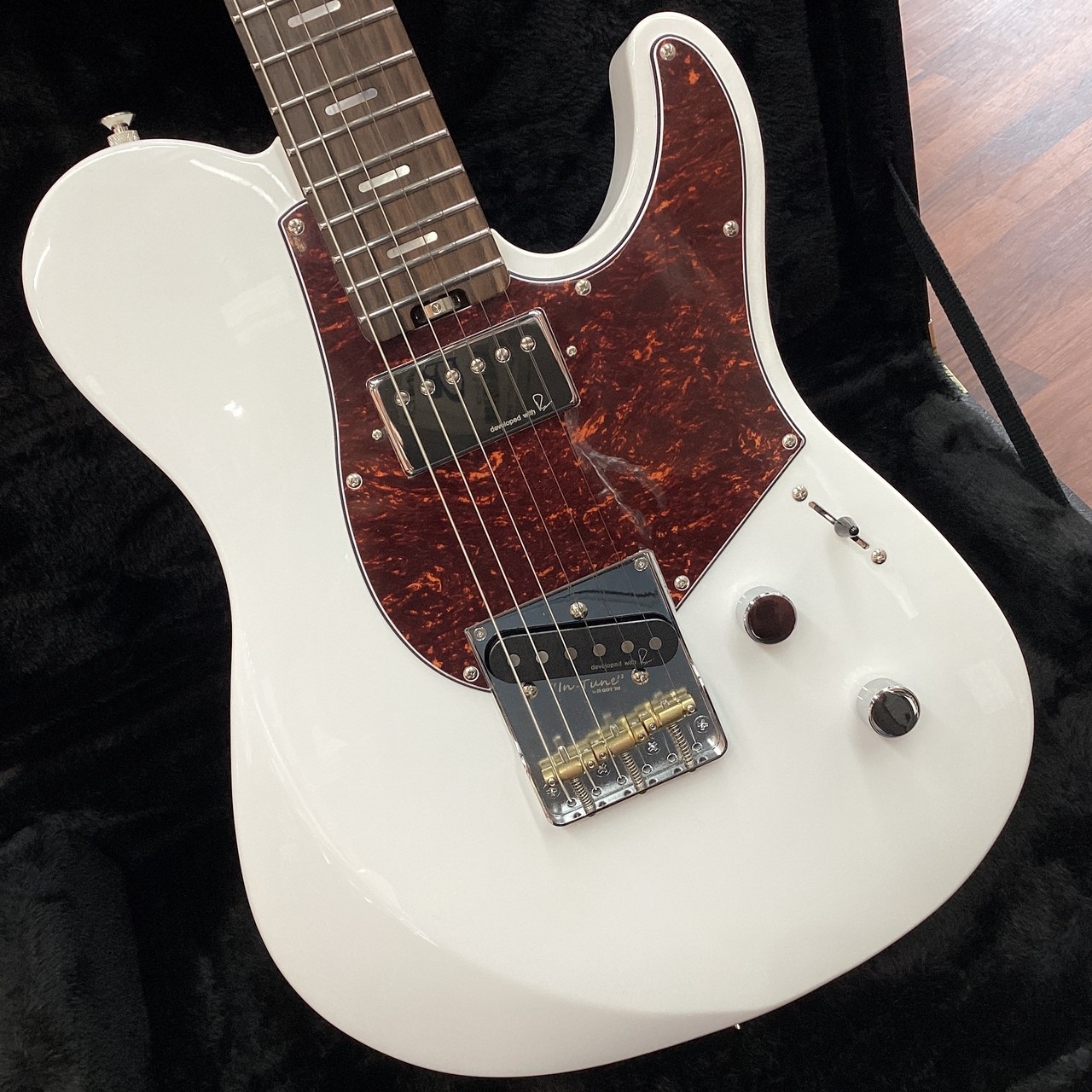 Yamaha Pacifica Sc Professional PACP11S/SHELL White Used Electric Guitar